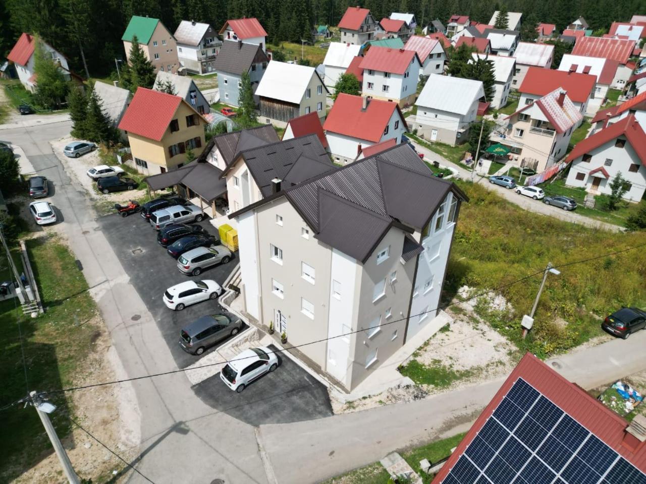 Premium Apartments Жабляк Екстер'єр фото